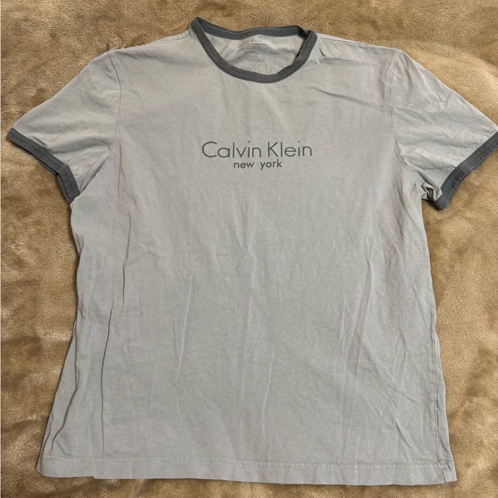 Calvin Klein Women's Light Gray Tee with Dark Accents